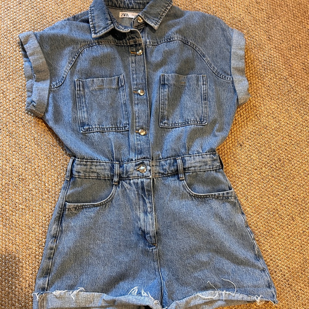 Zara DENIM Shorts Playsuit Cuffed sleeve JUMPSUIT ROMPER M